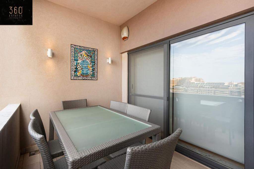 One Of A Kind, Seafront Property In St Georges Bay By 360 Estates San Ġiljan Extérieur photo